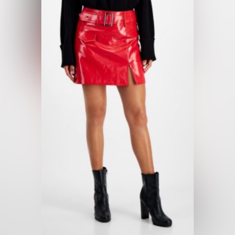🆕 Bar III Women's Patent Belted Mini Skirt in red